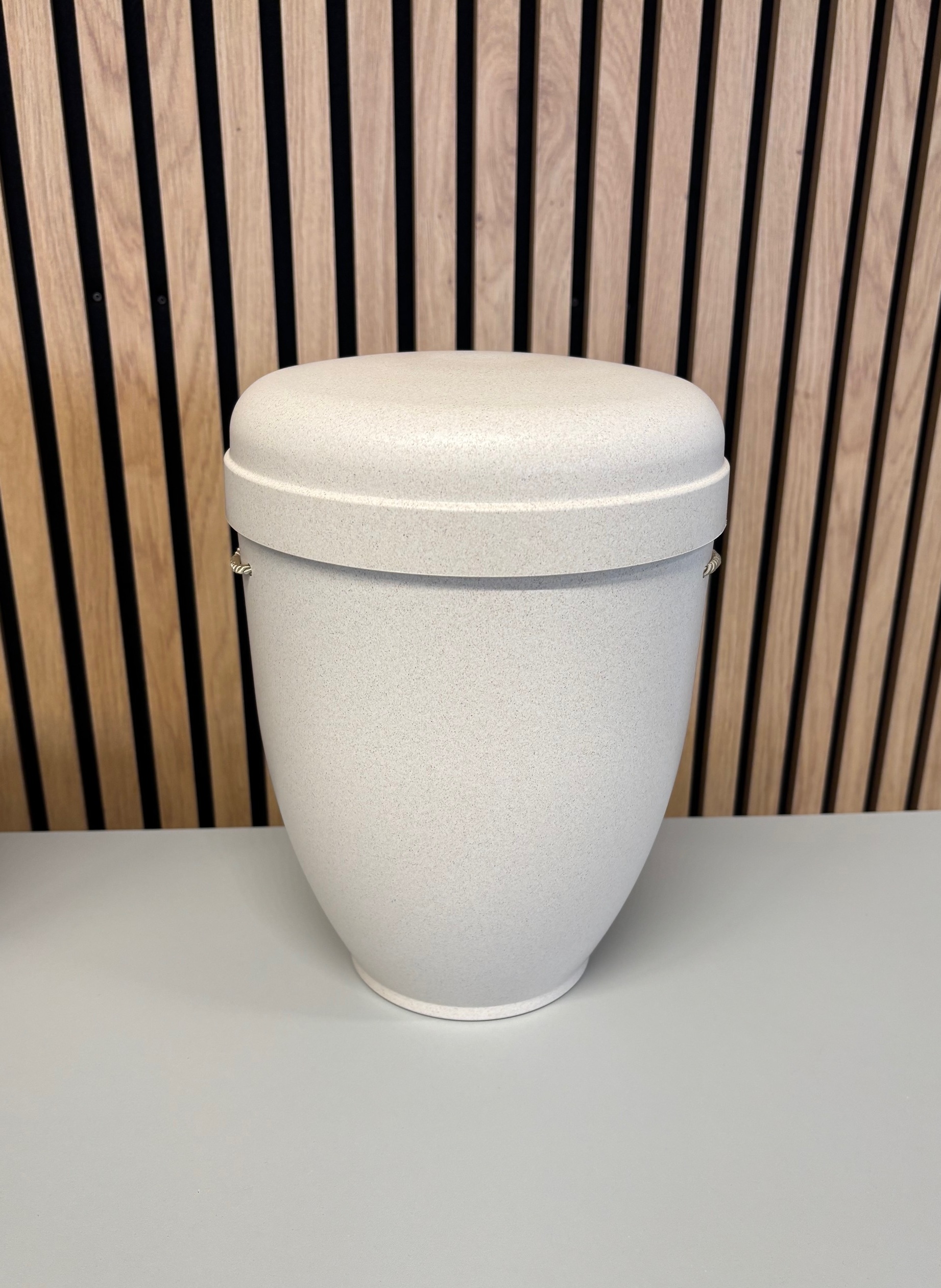 Urne 100 cremeweiß