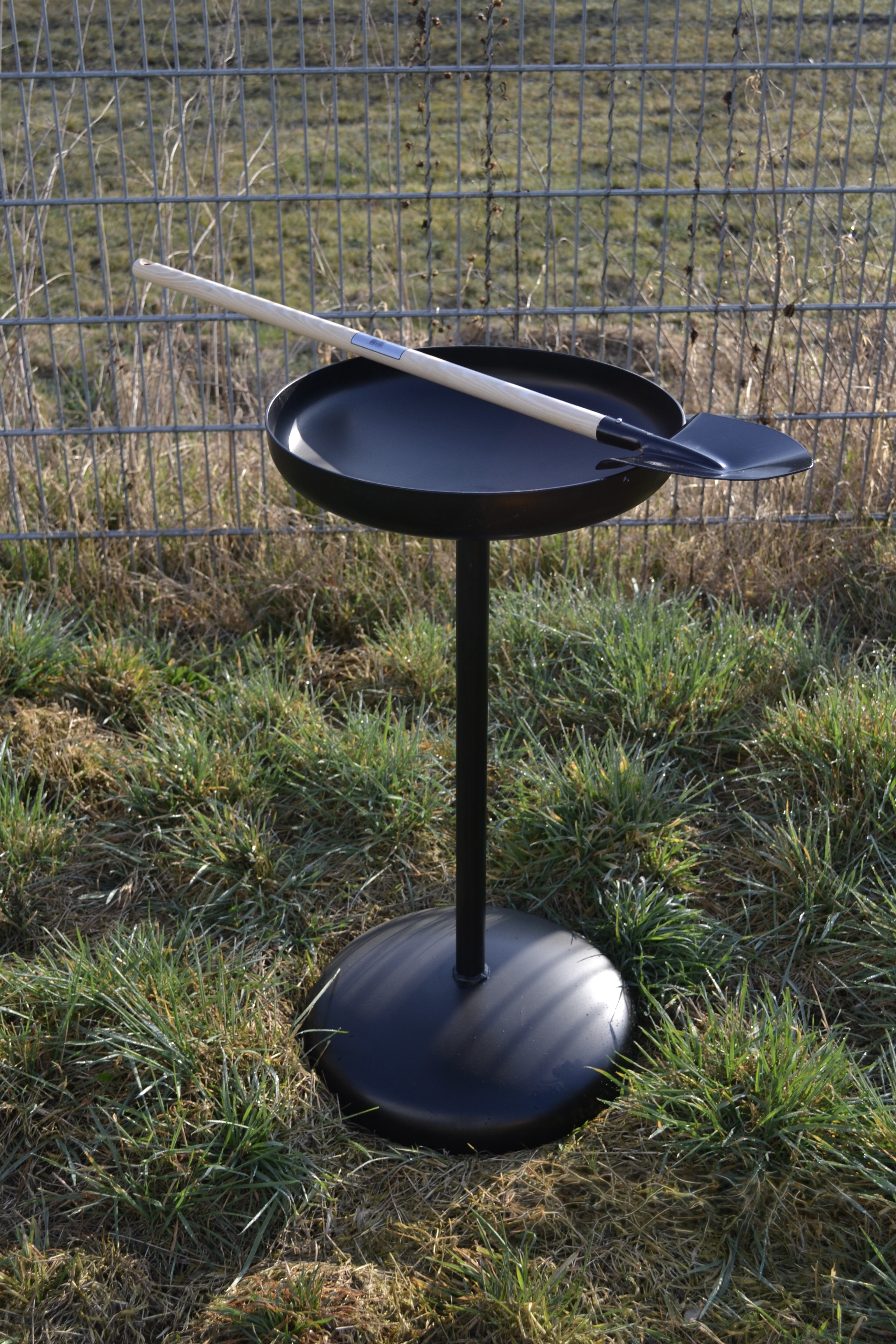 Sandschale 80cm schwarz, mit Tellerboden oben/unten Sandschale 80cm schwarz, mit Tellerboden oben/unten